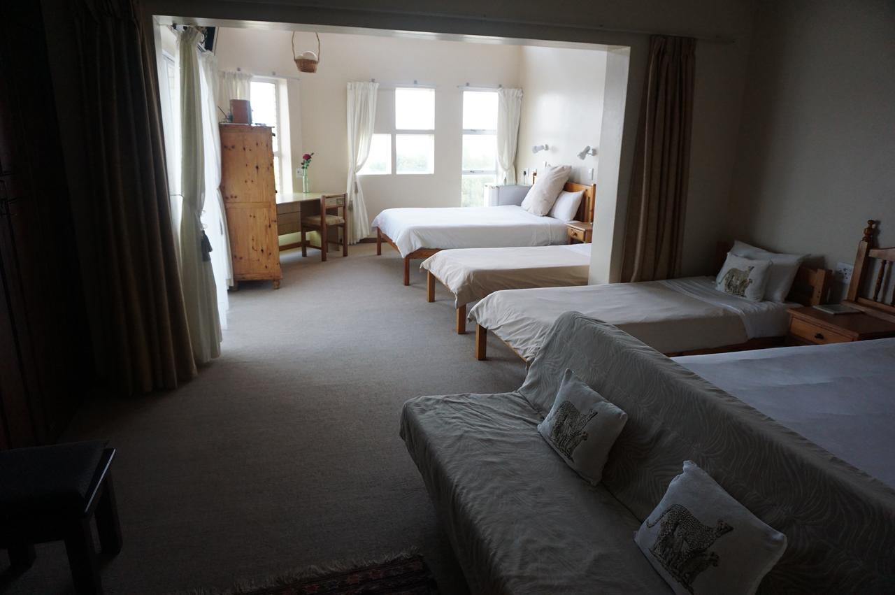 On The Bay Guesthouse Kruisfontein Buitenkant foto